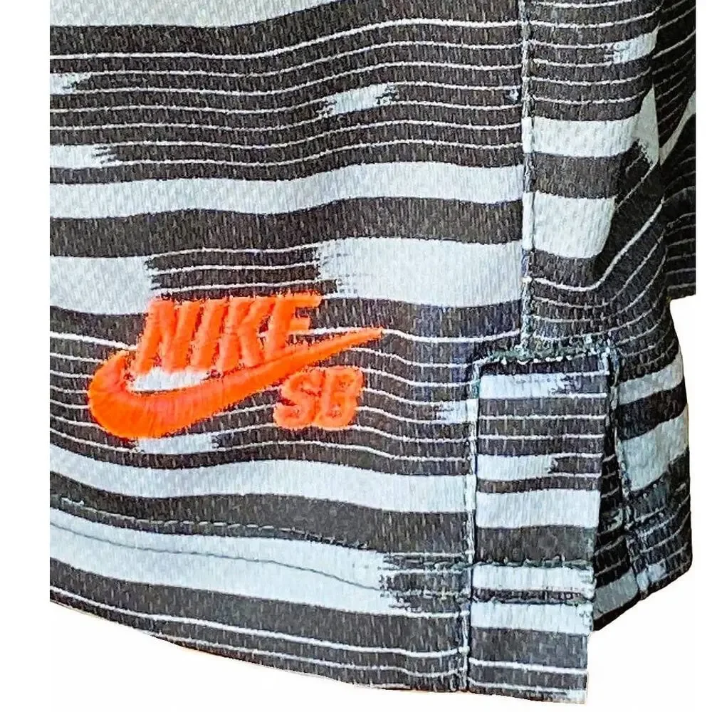 NIKE SB Black & Gray Activewear Basketball Shorts ~ Boys Size LARGE